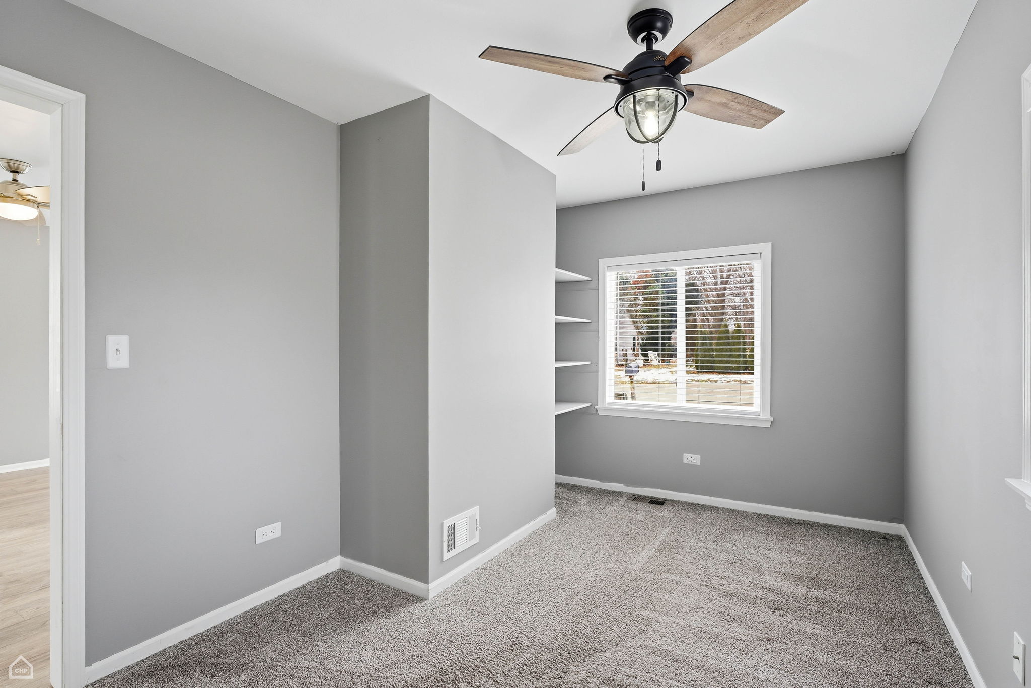 27071 N Ridge St - Melull_CHP2026_012