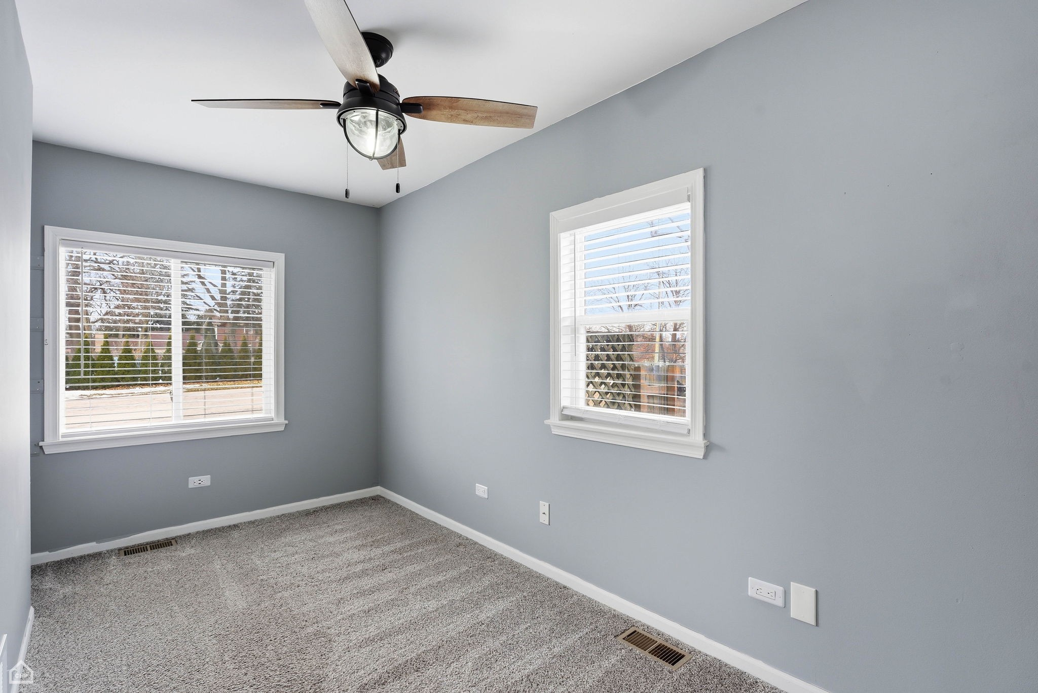 27071 N Ridge St - Melull_CHP2026_013