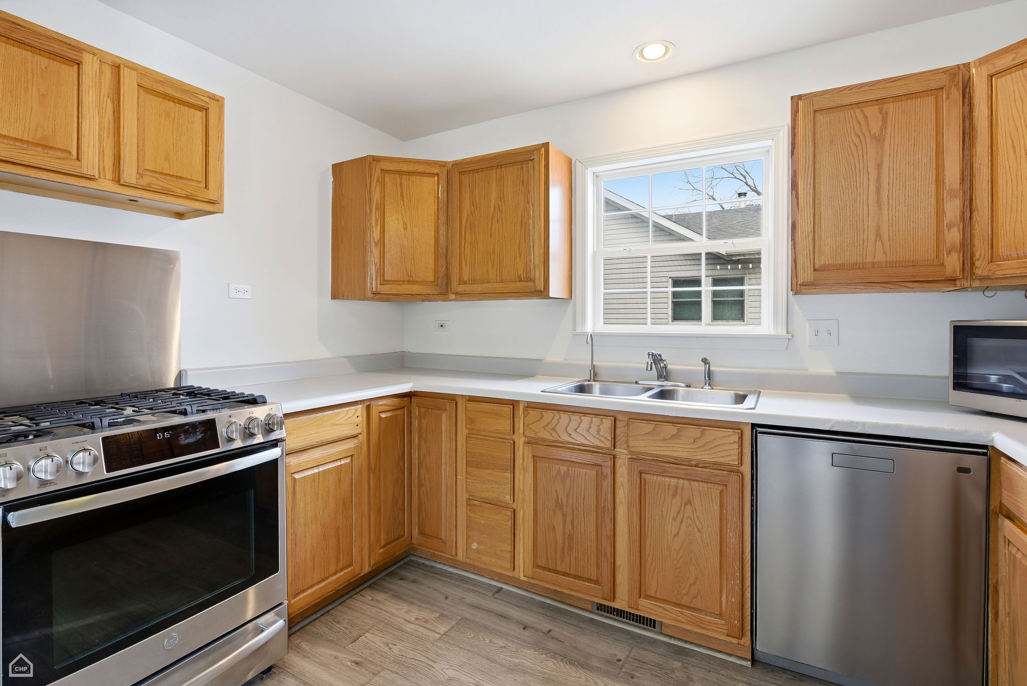 27071 N Ridge St - Melull_CHP2026_020