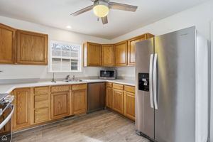 27071 N Ridge St - Melull_CHP2026_018