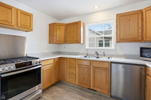27071 N Ridge St - Melull_CHP2026_020
