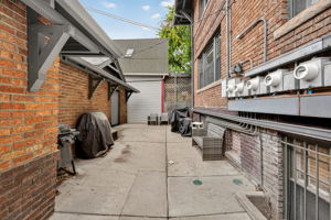  Photo 34