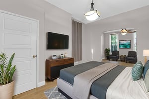 DSC_3288 virtually staged.jpeg