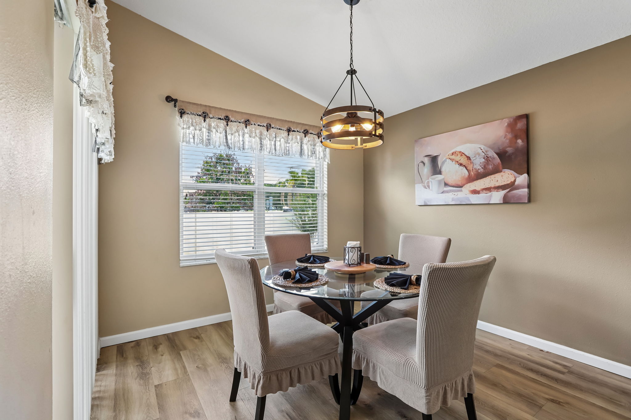 Valencia Grove Dr-S3005-012