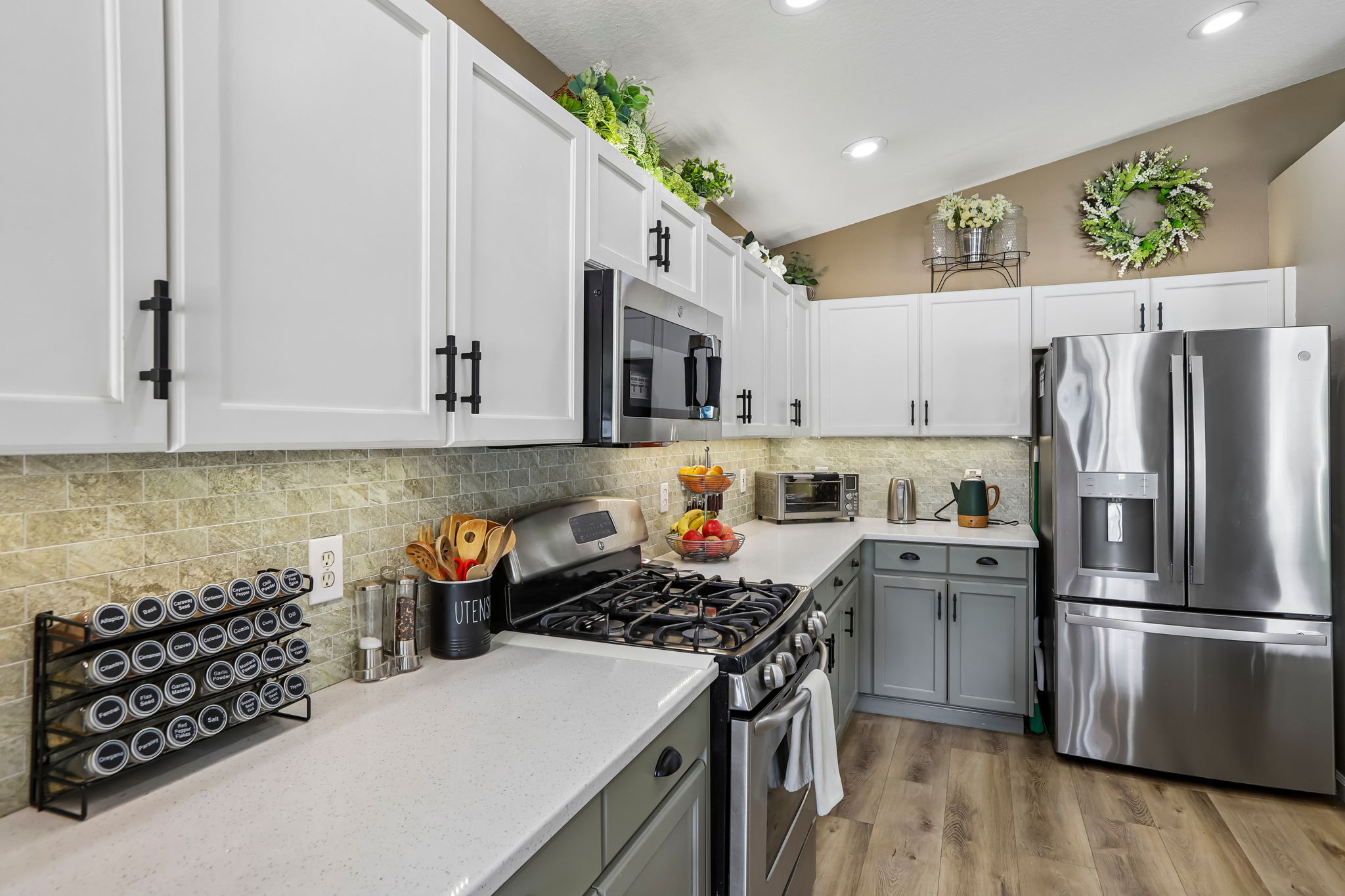 Valencia Grove Dr-S3005-017