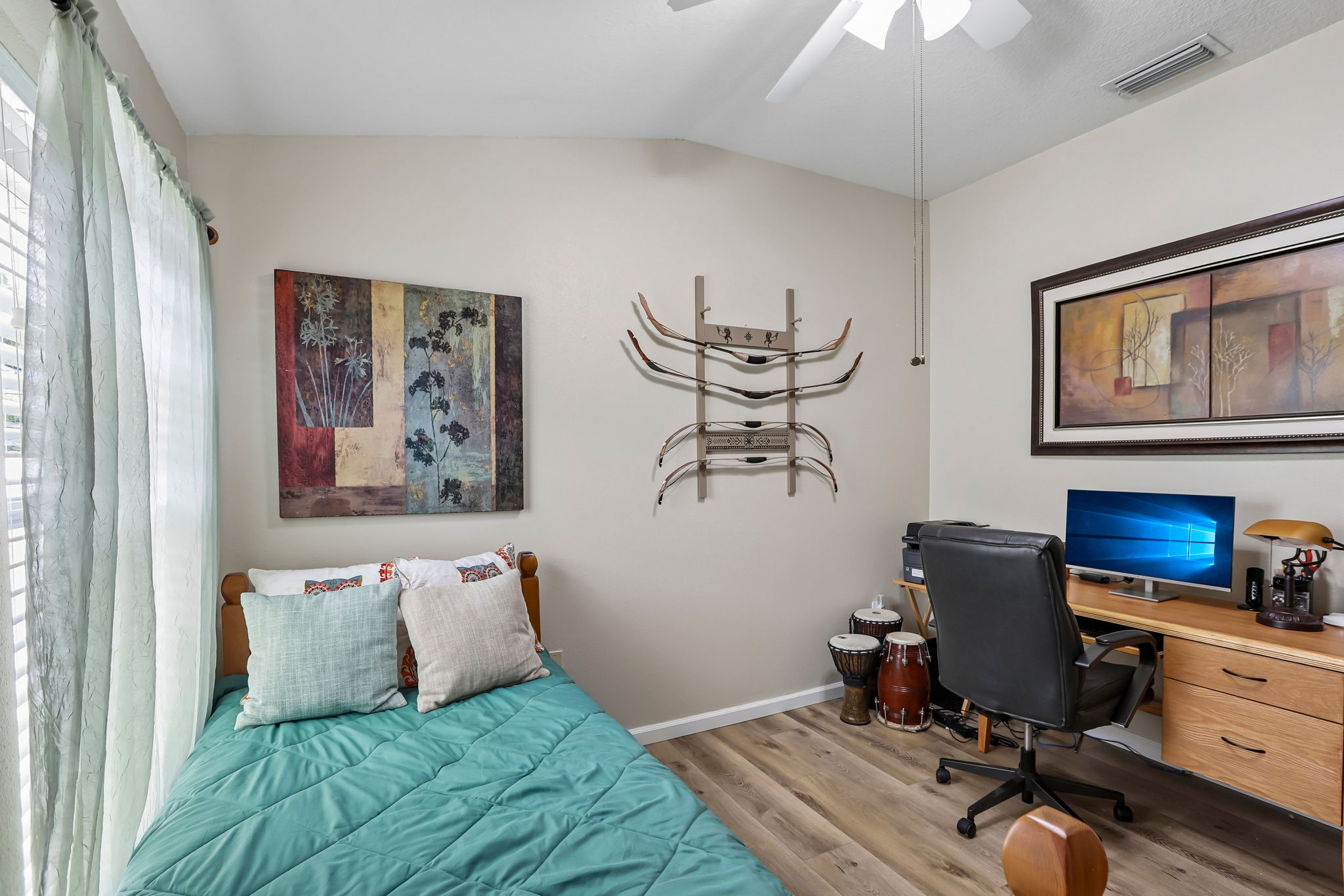 Valencia Grove Dr-S3005-028