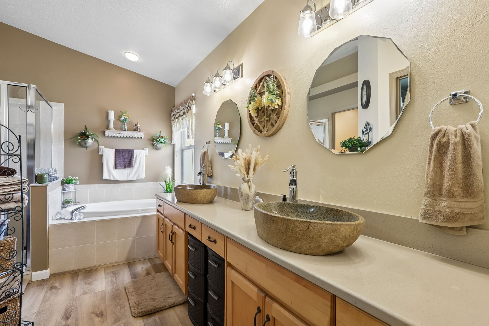 Valencia Grove Dr-S3005-039