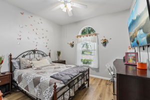 Valencia Grove Dr-S3005-020