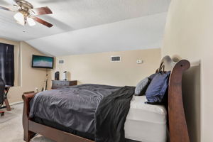 Valencia Grove Dr-S3005-044