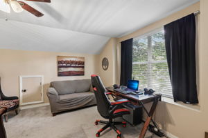 Valencia Grove Dr-S3005-046