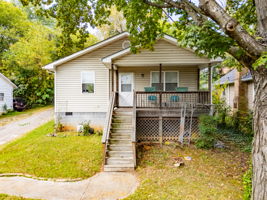  Photo 0
