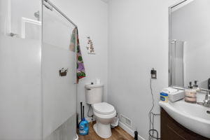  Photo 31