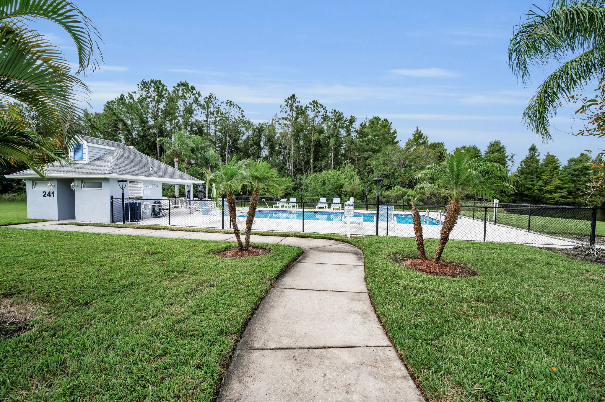 Pool2