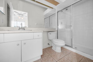 Upper Level Primary Bathroom