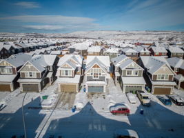 271 River Heights Crescent, Cochrane, AB T4C 2A4, Canada Photo 4