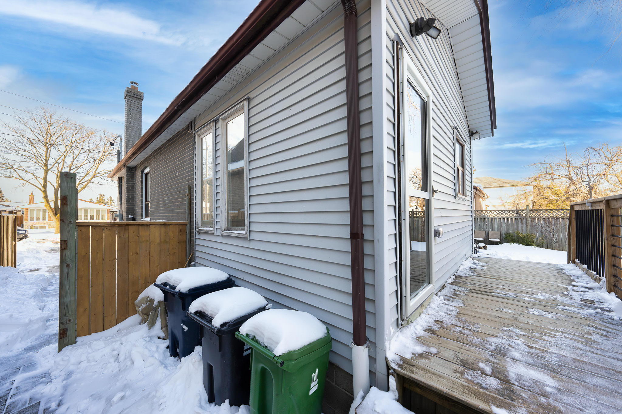 271 Waterloo Ave, North York, ON M3H 3Z6, Canada Photo 47