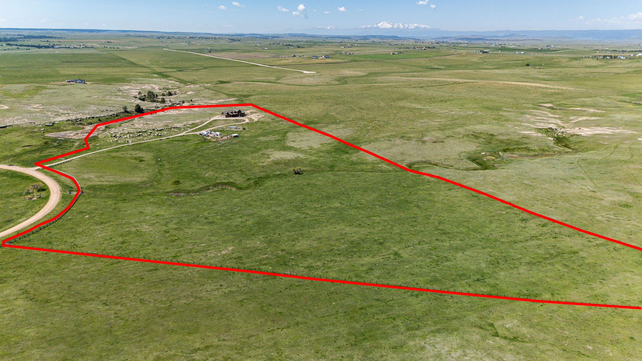 Property Lines are Approximate and not a survey