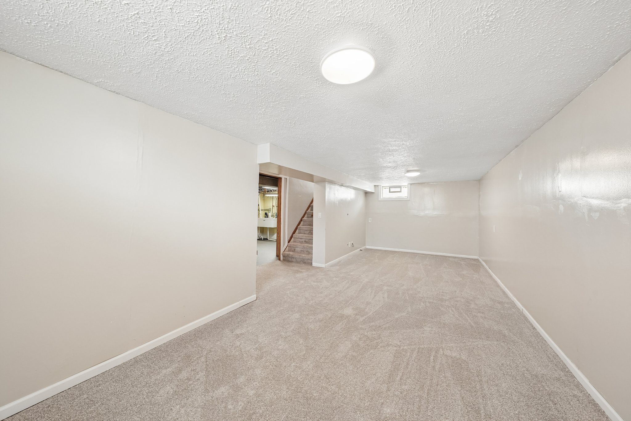 Center Dr-S2807-021.jpg