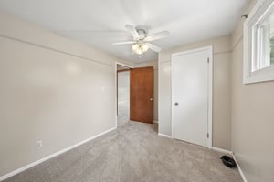 Center Dr-S2807-033.jpg