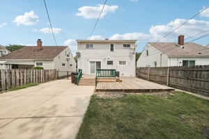 Center Dr-S2807-040.jpg