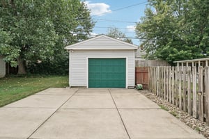 Center Dr-S2807-044.jpg