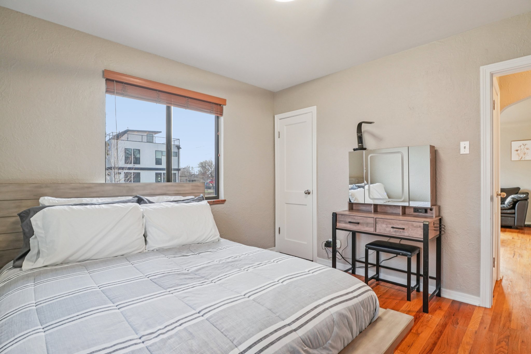 Hooker St-S0301-015.jpg