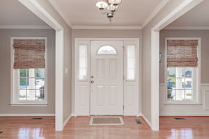  2711 McKenzie Ln, Fredericksburg, VA 22408, US Photo 10