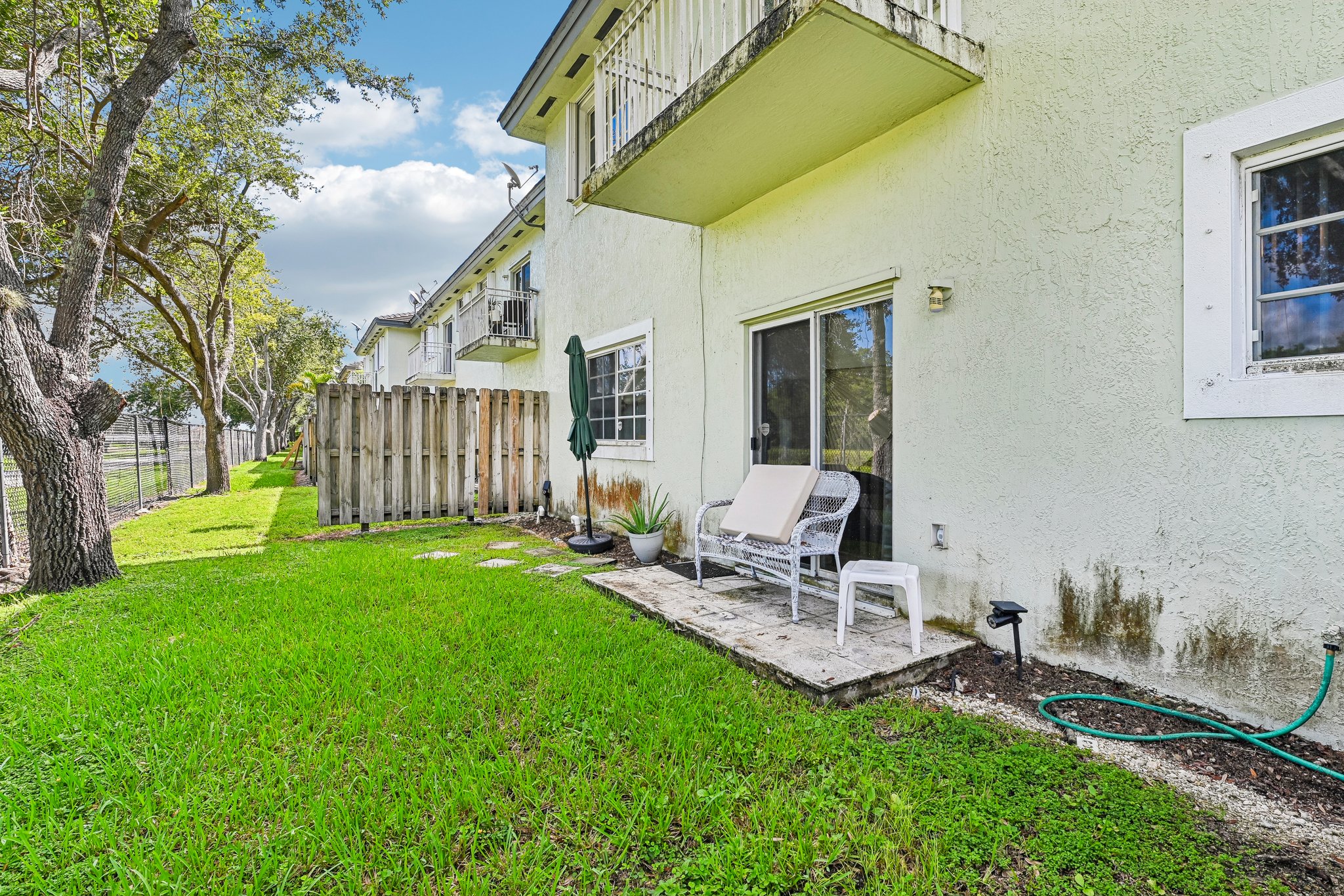 NE 4th St unit 101-S1710-024.jpg
