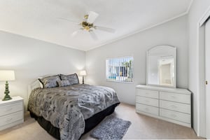N Jones Loop Rd 292-020.jpg