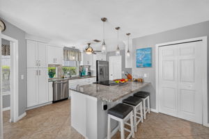 Breakfast Bar 2 of 2