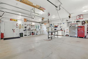  Photo 37