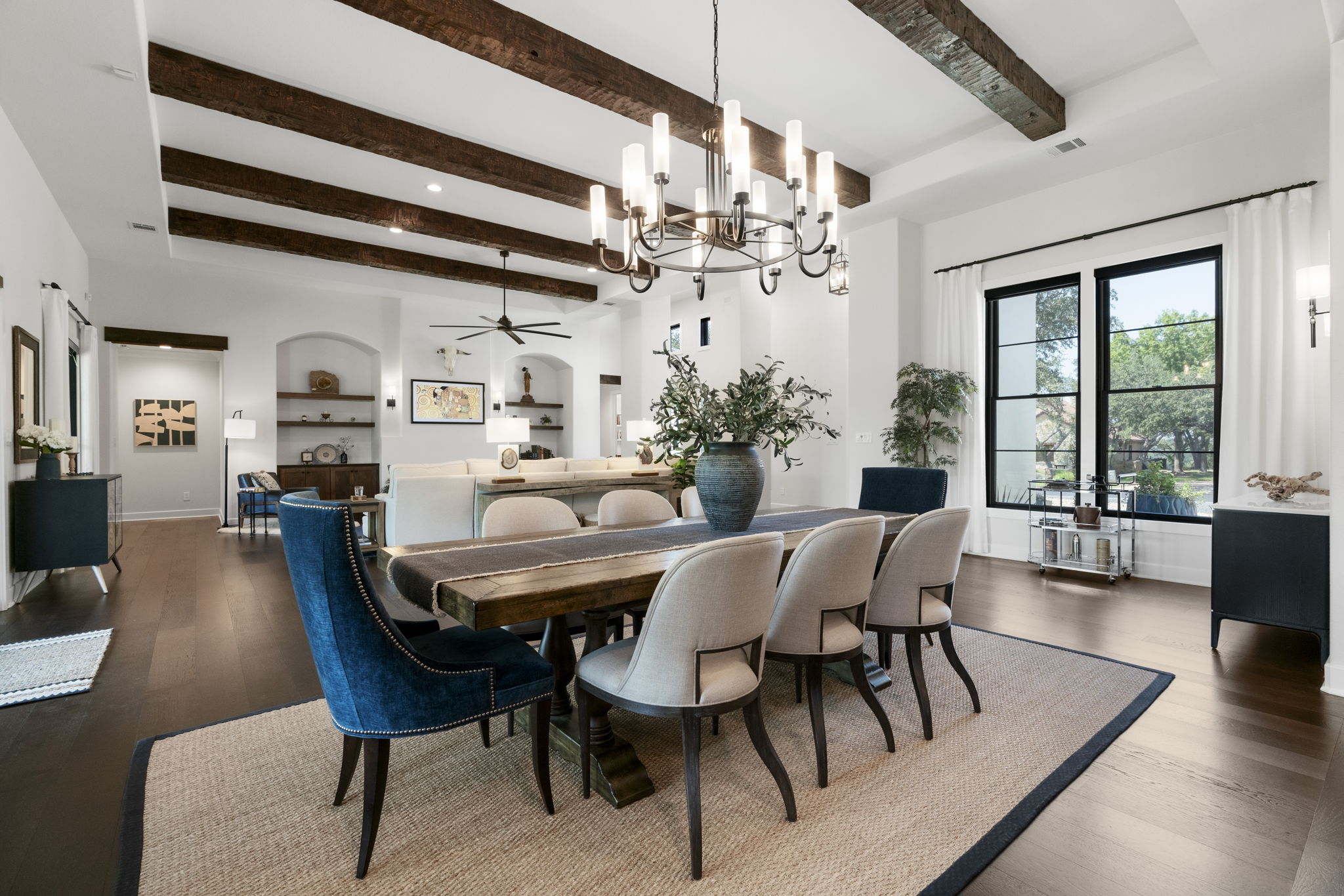 Oversized Dining Room