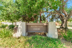 051_ 2712 Buena View_