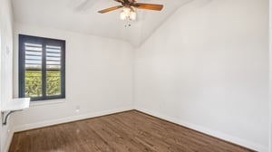 Neblina Ct-S1208-049.jpg