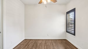 Neblina Ct-S1208-064.jpg