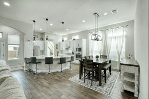 Dining/Kitchen