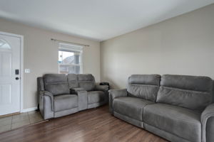  Photo 34