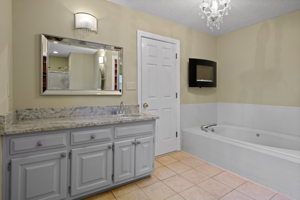 2713 Ashley Cir, Jonesboro, GA 30236, USA Photo 26