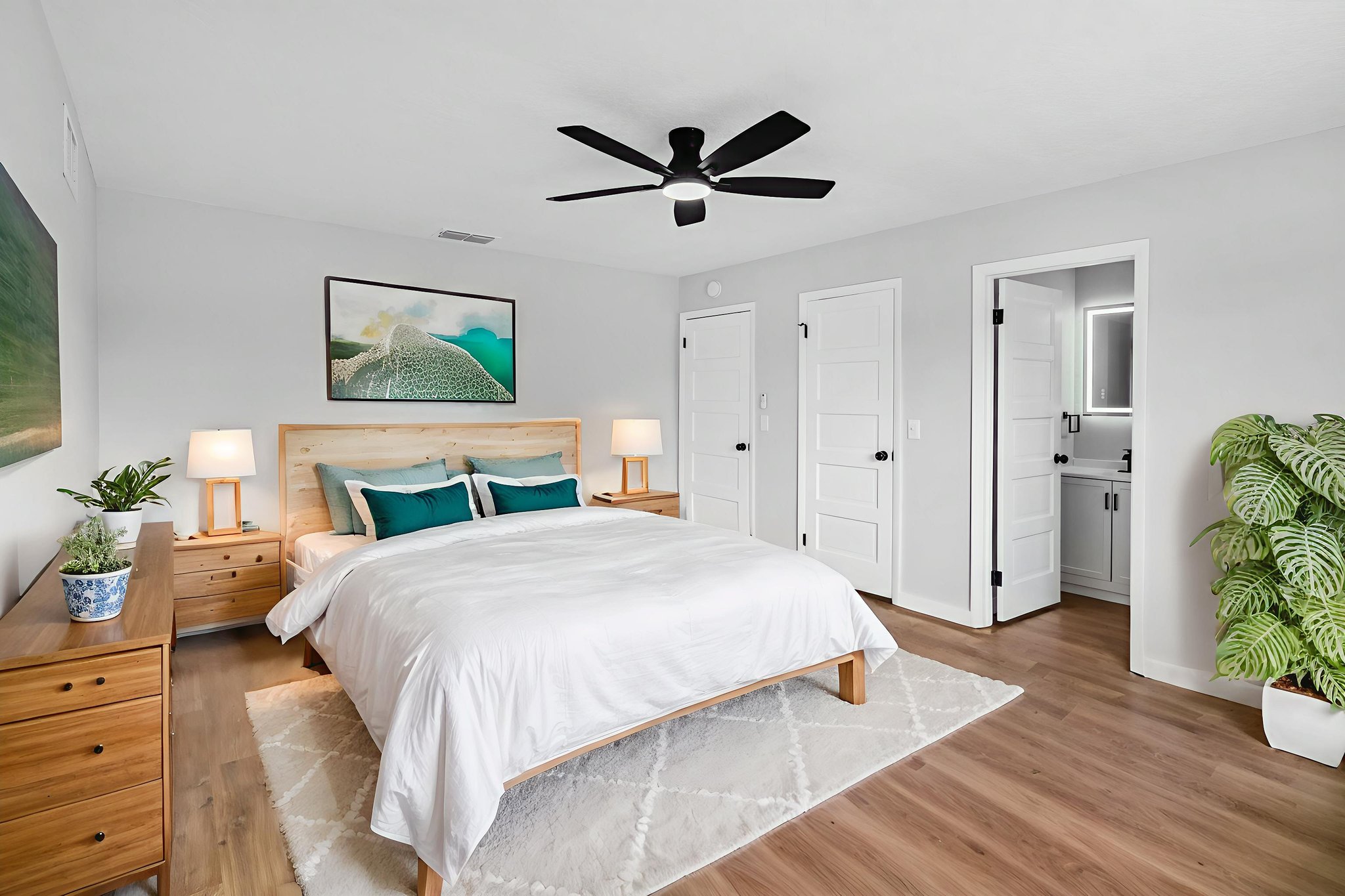 19678792-d033-4a0b-8c40-6cc689bebe22_6Y8A8216 virtually staged.jpeg