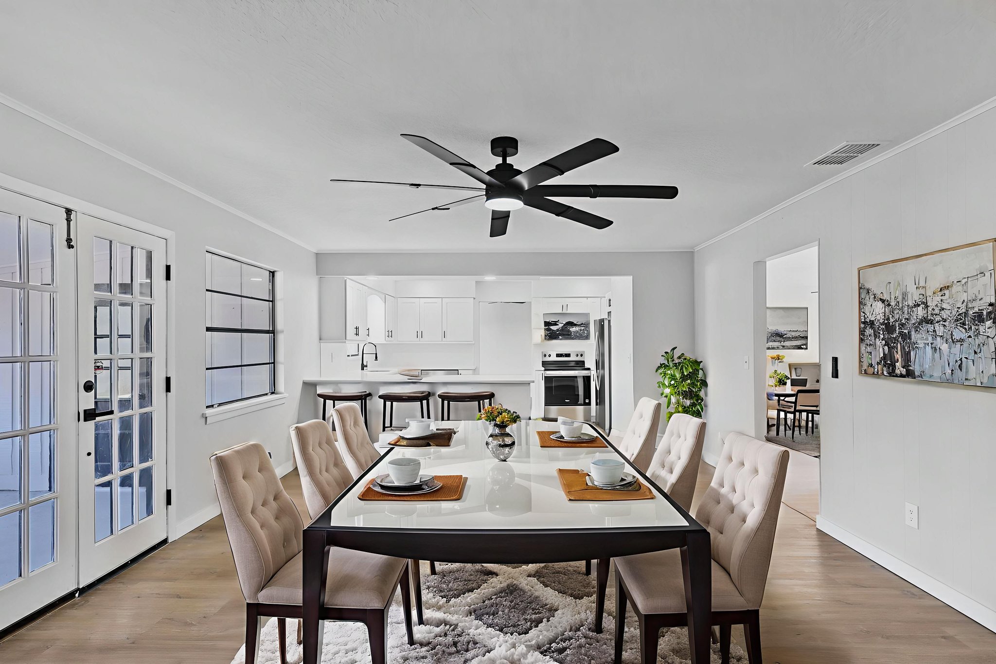 a0a29c33-31a3-44f0-8666-a5d8d08a9cca_6Y8A8176 virtually staged.jpeg