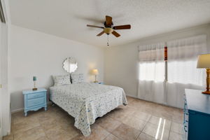 Horseshoe Ct-024