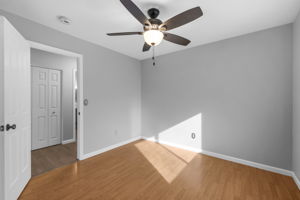 9927 7th Pl SE, Lake Stevens, WA 98258, US Photo 4