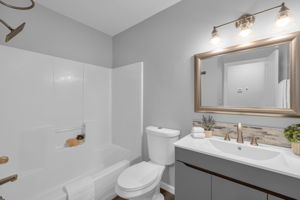 9927 7th Pl SE, Lake Stevens, WA 98258, US Photo 12