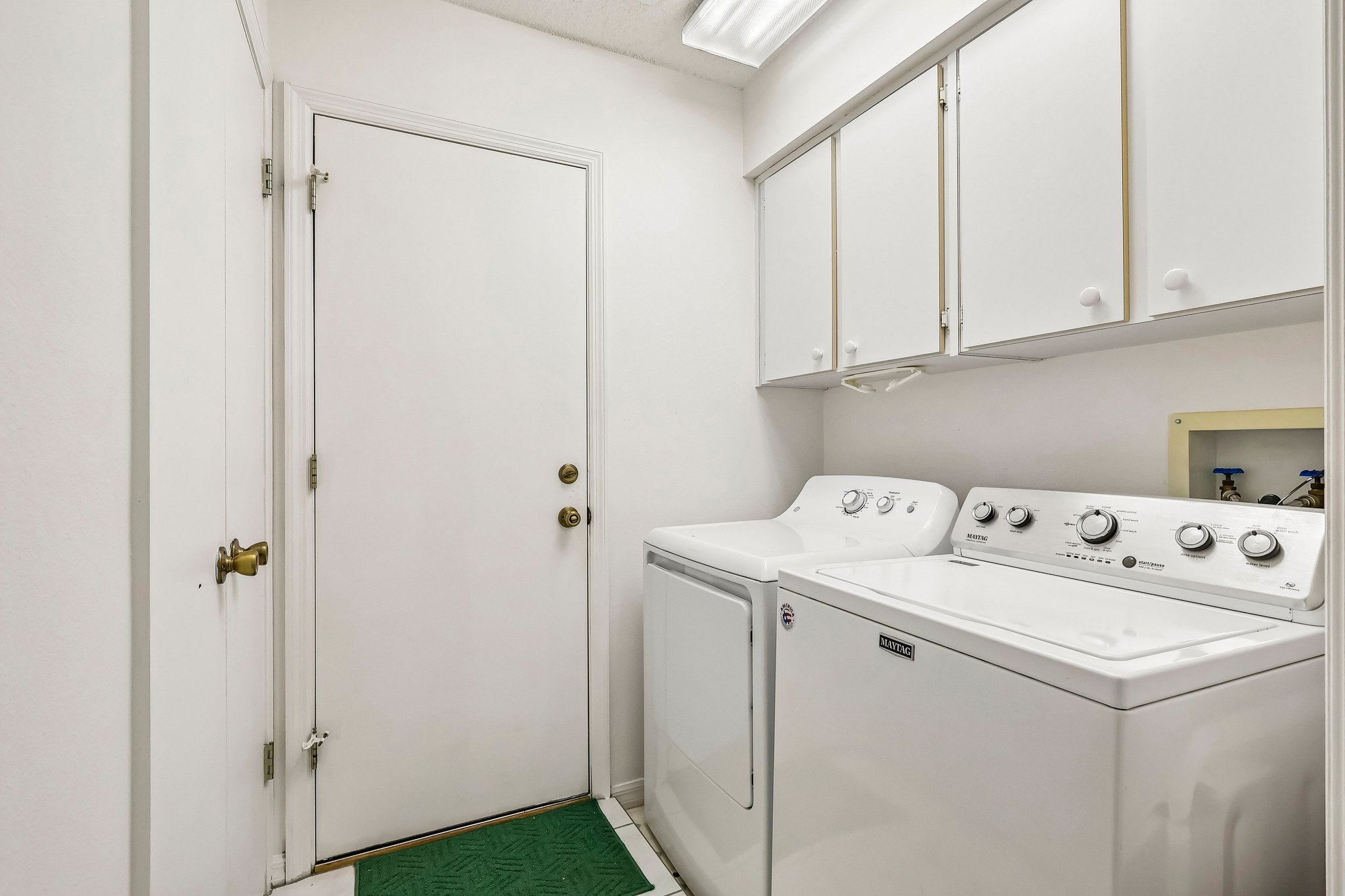 Racquet Cir-S0707-018.jpg