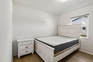 Racquet Cir-S0707-021.jpg