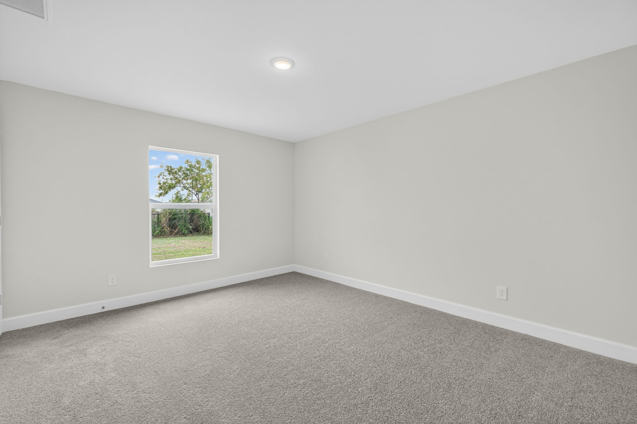 Guest Bedroom 1 - 1
