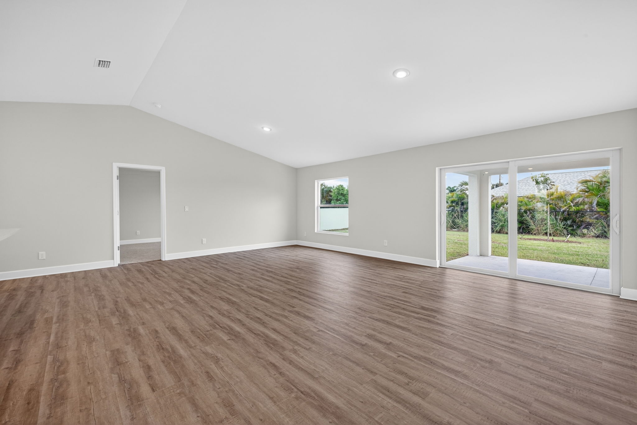 Living Room 4