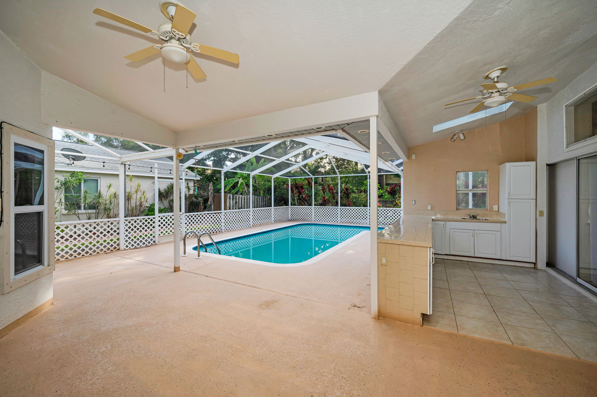 Lanai2