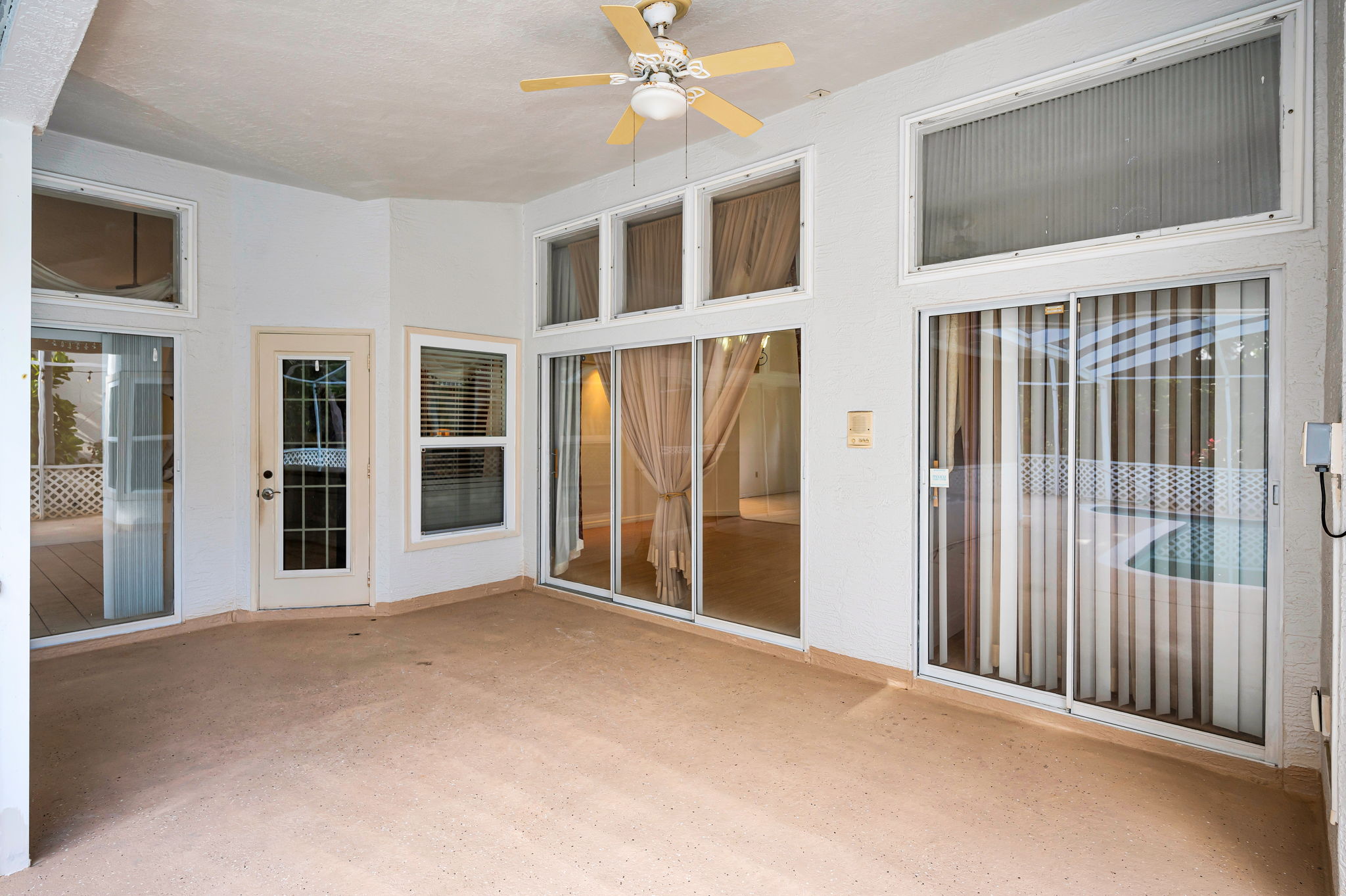 Lanai1