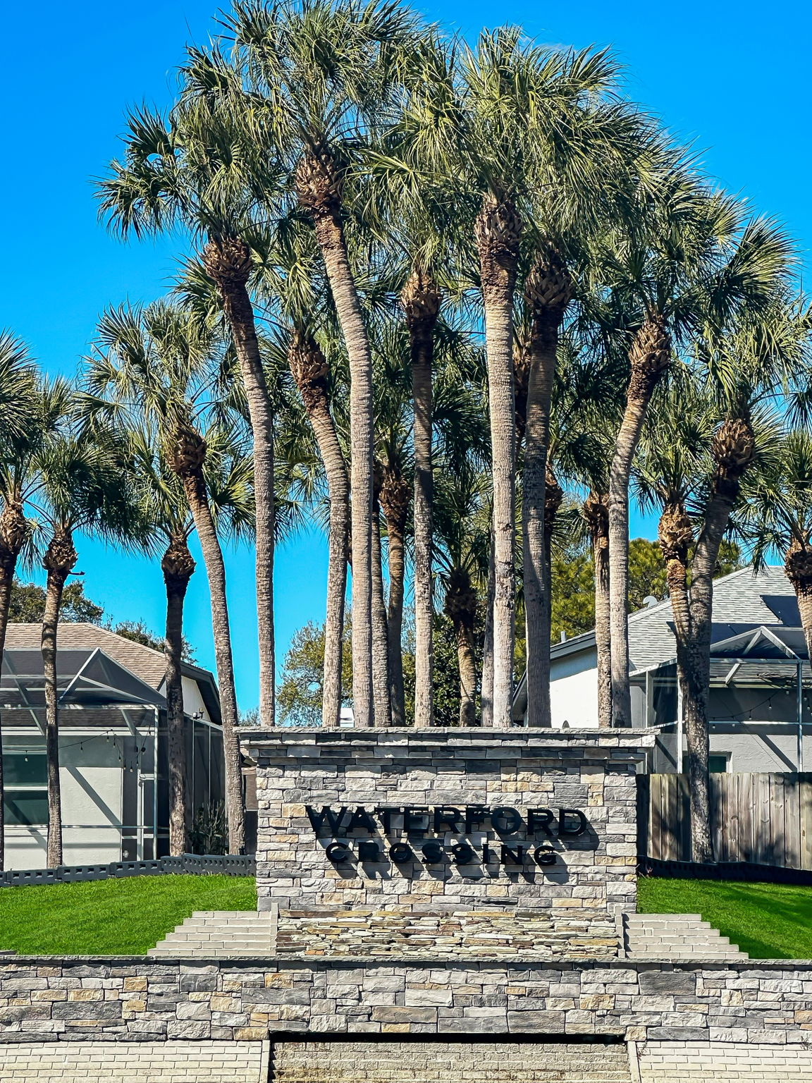 4-Waterford Crossing Entrya